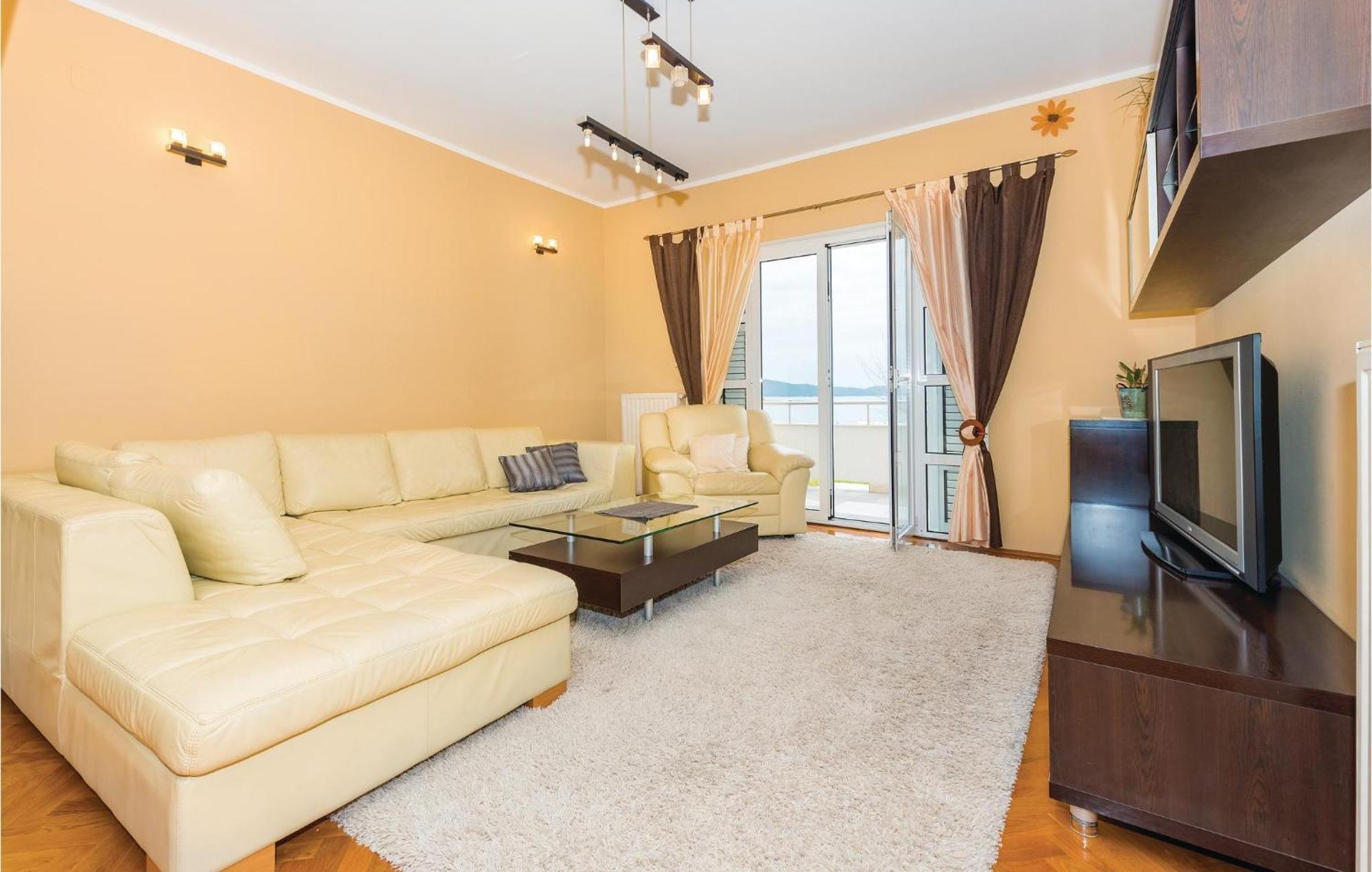 Nice Home In Sibenik With Kitchen Luaran gambar