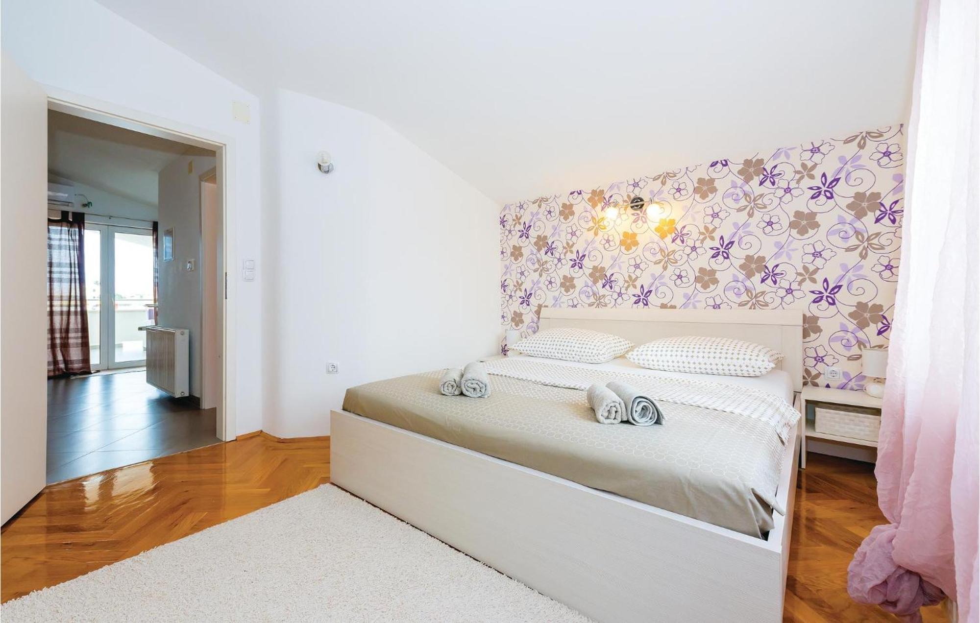 Nice Home In Sibenik With Kitchen Luaran gambar