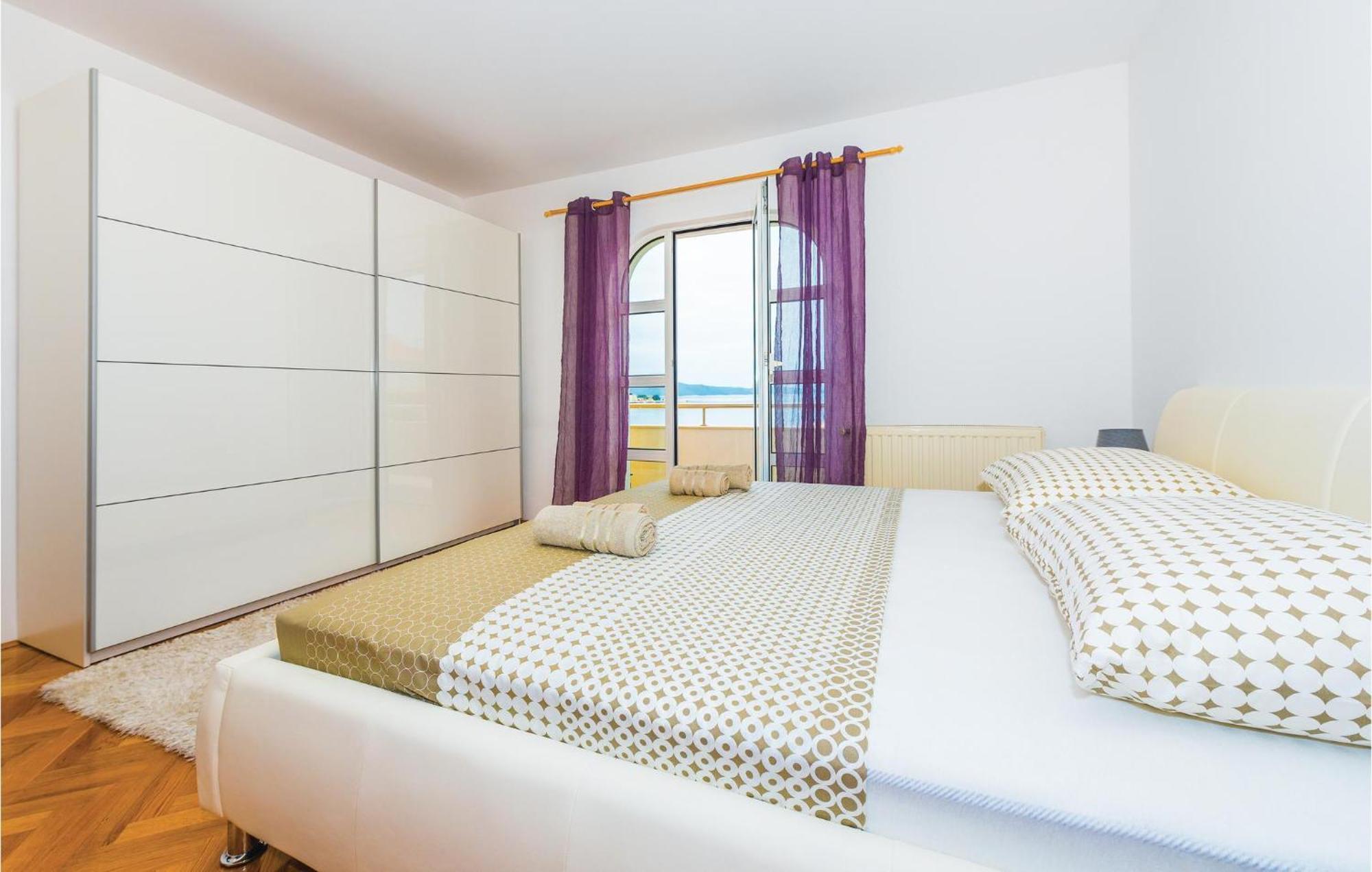 Nice Home In Sibenik With Kitchen Luaran gambar